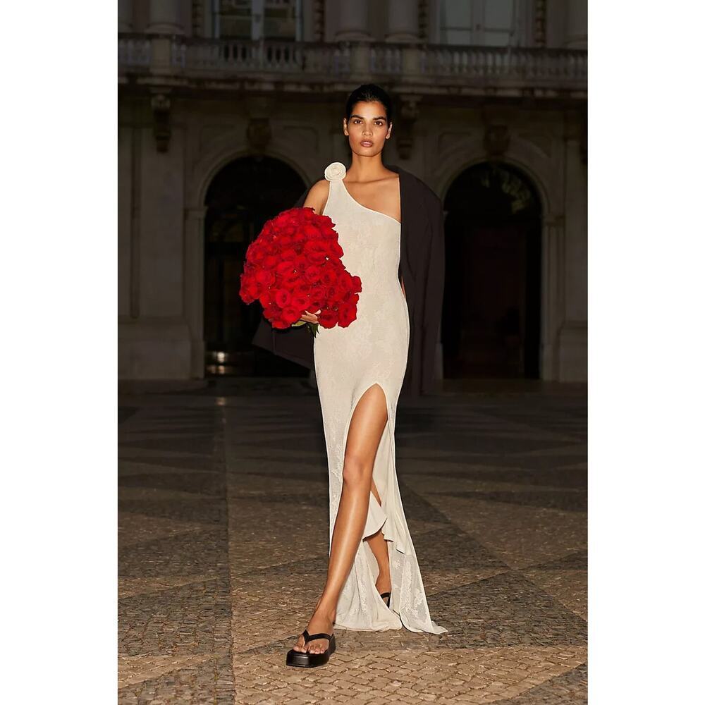 NWT Ronny Kobo Owena One-Shoulder Side-Slit Maxi Gown Size XL Ivory #ND452
